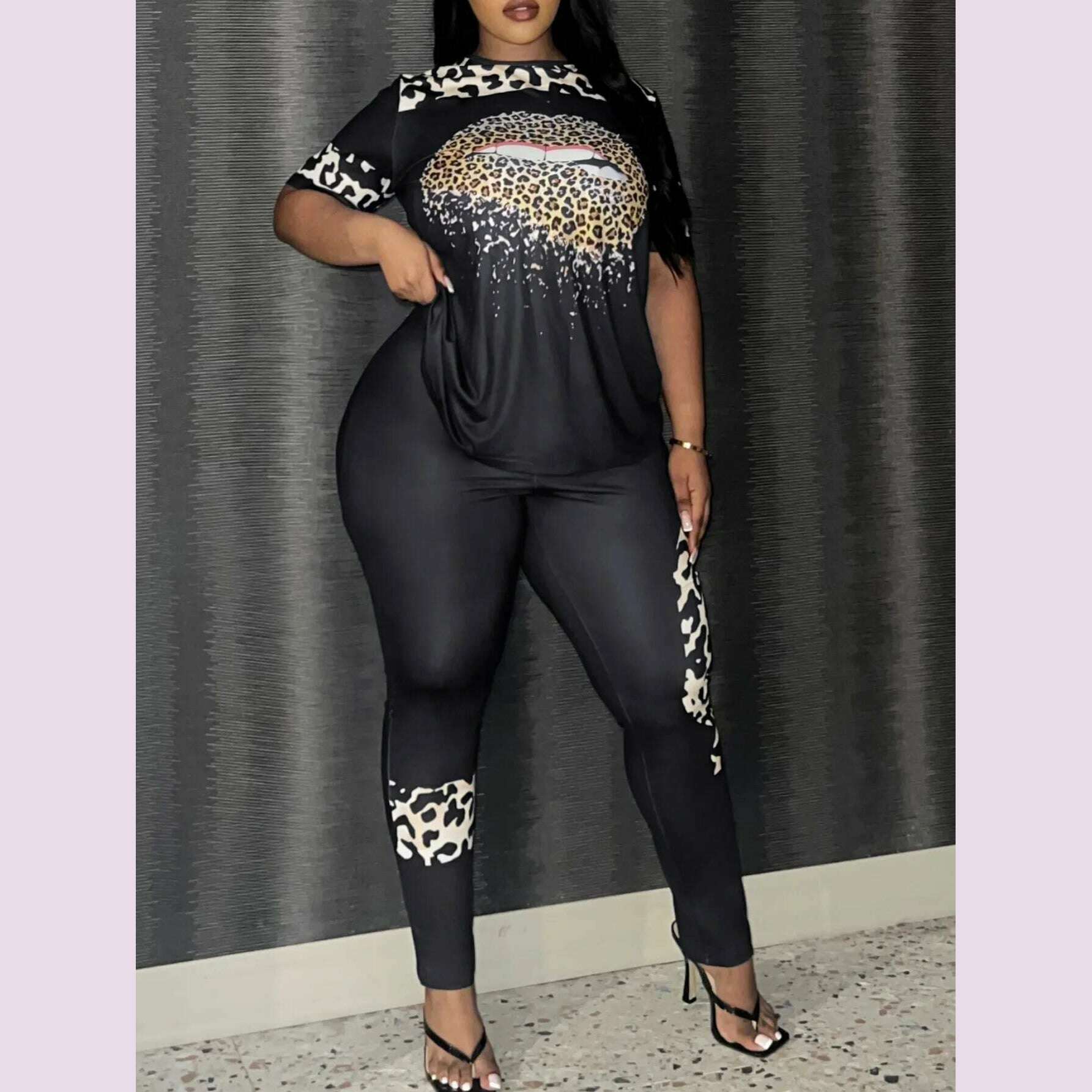 LW Plus Size Two pieces sets Leopard Lip Print Pants Set short sleeve T-shirt + skinny pants sets Autumn casual tracksuit sets Knit Fabric Woven Fabric Fleece Fabric LW Plus Size Two pieces sets Leopard Lip Print Pants Set short sleeve T-shirt + skinny pants sets Autumn casual tracksuit sets Knit Fabric Woven Fabric Fleece Fabric