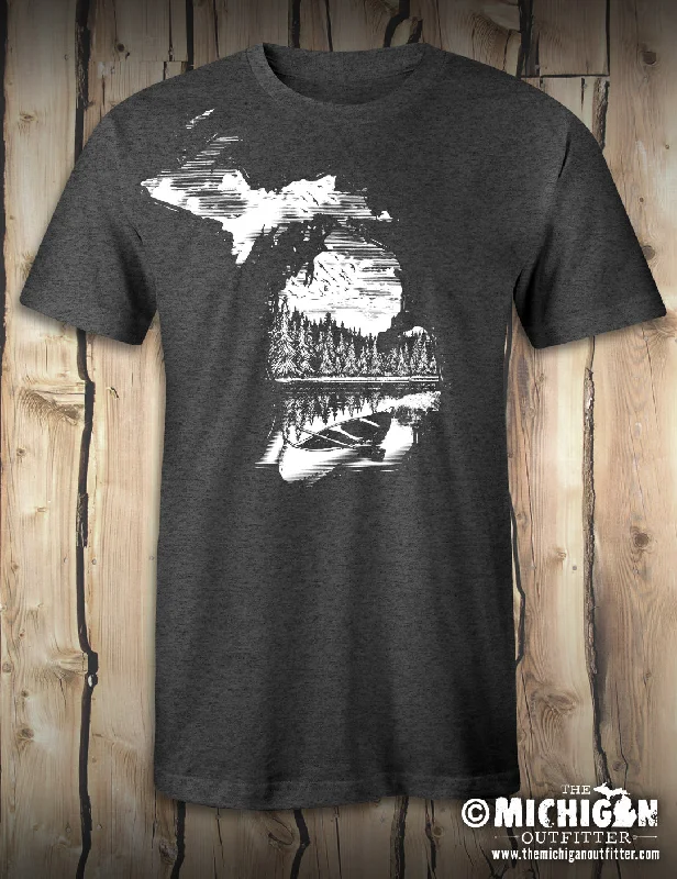 MO121- Woodcut Canoe T-Shirt Asymmetrical Pockets Print