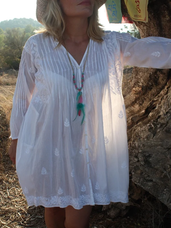 Brazilian  boho blouse organic cotton white with hand embroidery Chic Square Blouse