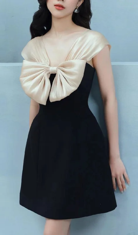 Sexy V-Neck Wavy Bow A-Line Mini Dress Stylish Ribbed Mini Dress
