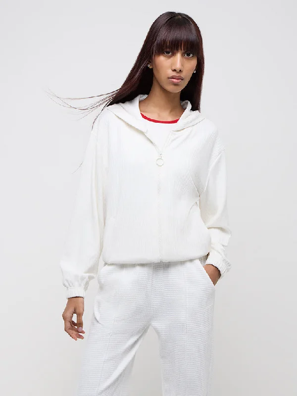 Studiofit White Ribbed-Textured Jacket Belted Jacket Elasticated Jacket Padded Jacket Studiofit White Ribbed-Textured Jacket Belted Jacket Elasticated Jacket Padded Jacket