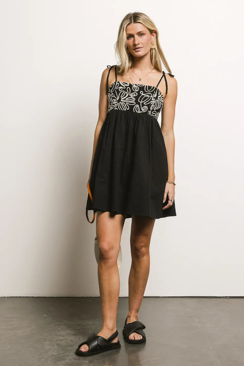 Abstract Embroidered Mini Dress in Black - FINAL SALE Fashionable Mini Dress with Slits