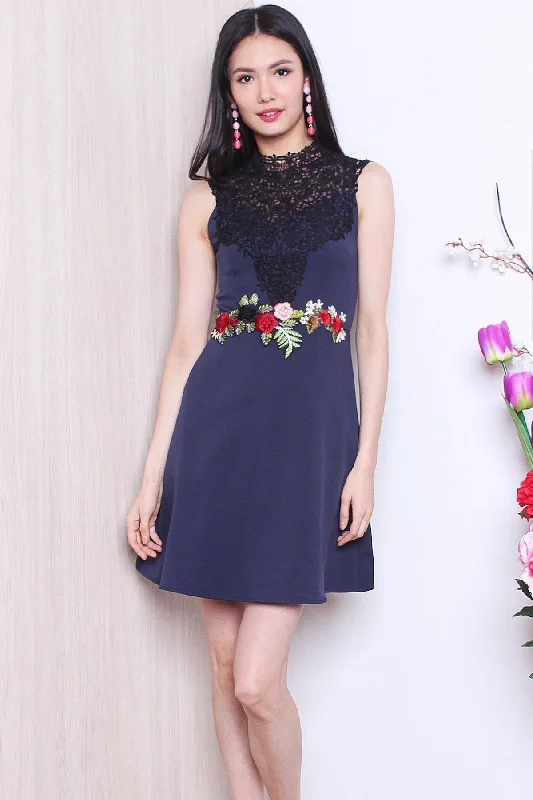 MADEBYNM LULA APPLIQUE EMBROIDERY CROCHET NECKLINE DRESS IN NAVY BLUE