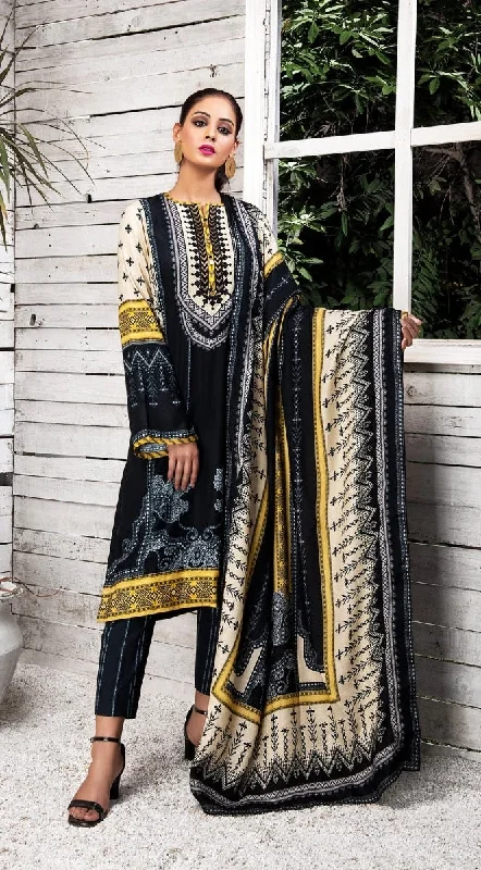 Winter Ready to Wear 3 Pcs Embroidered Dress of Anaya by Kiran Chaudhry 05