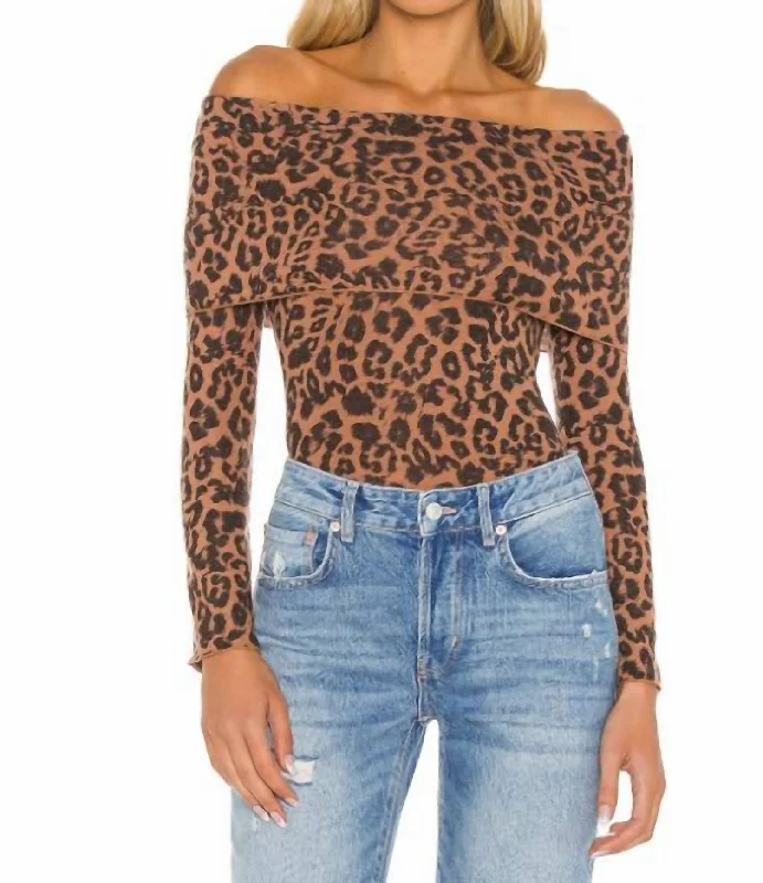 Blake Sweater In Brushed Leopard Slim Fit Regular Fit Oversized