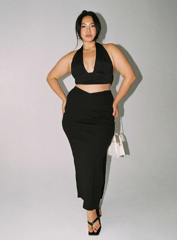 Abigail Midi Skirt Black Curve button skirt front