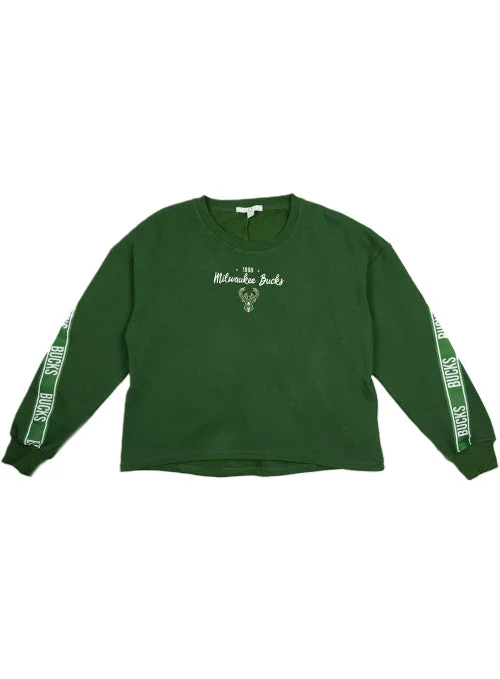 Women's Wear By Erin Andrews Repeat Name Milwaukee Bucks Hooded Sweatshirt Hoodie with Hem Ribbing Snug Secure Women's Wear By Erin Andrews Repeat Name Milwaukee Bucks Hooded Sweatshirt Hoodie with Hem Ribbing Snug Secure